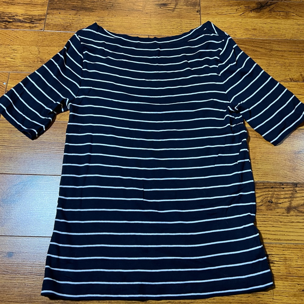 COPY - GAP Boatneck Striped Elbow length shirt Navy Blue & white stripe Size XL